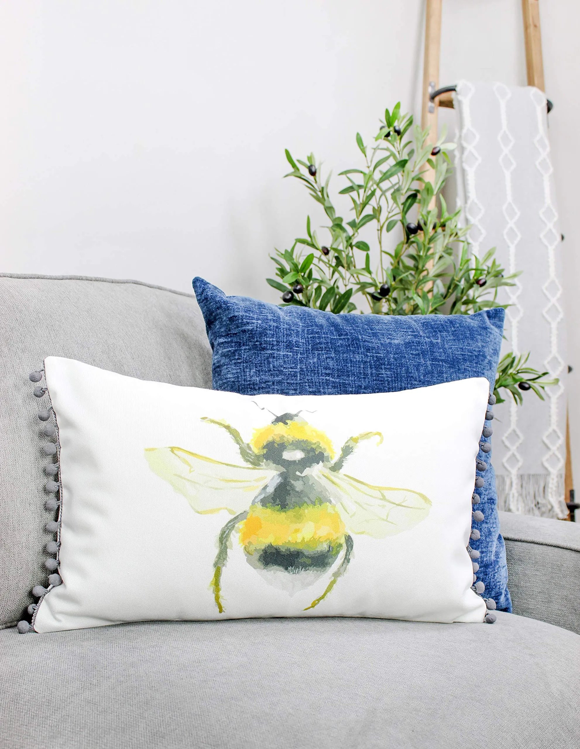 12x20 Throw Pillow Covers, Honey Bee Themed (Case of 50 Sets)