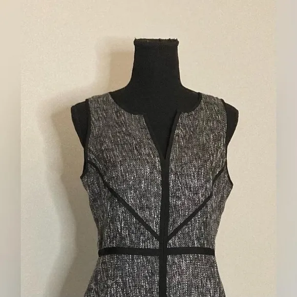 Ann Taylor- Black and gray tank top, pencil dress - Size 4