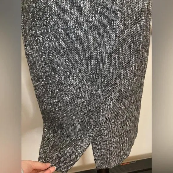 Ann Taylor- Black and gray tank top, pencil dress - Size 4