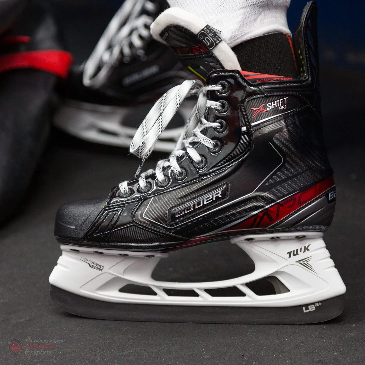 Bauer Vapor X Shift Pro Senior Hockey Skates (2019)