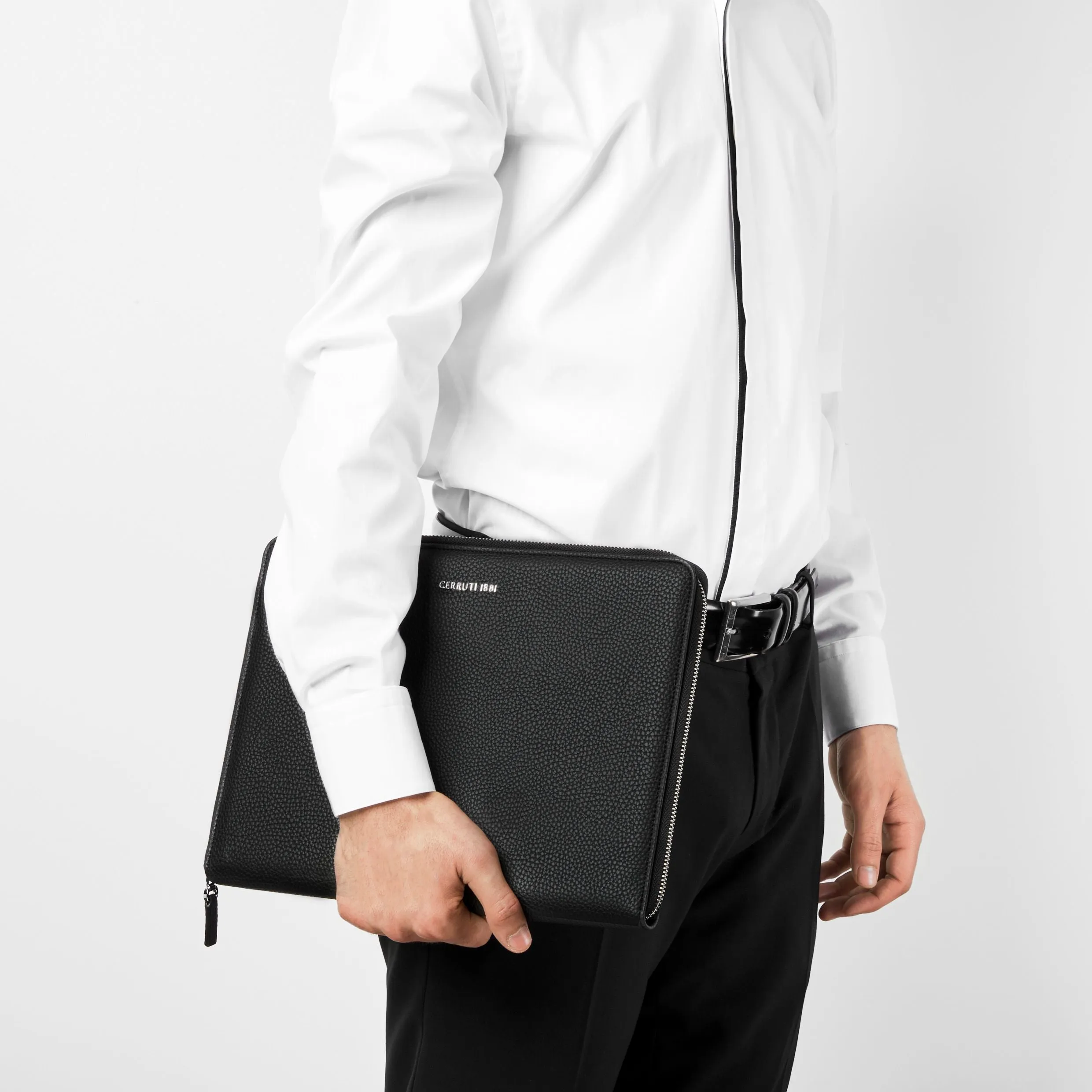 Cerruti 1881 NTM711A-Conference folder A5 Hamilton Black