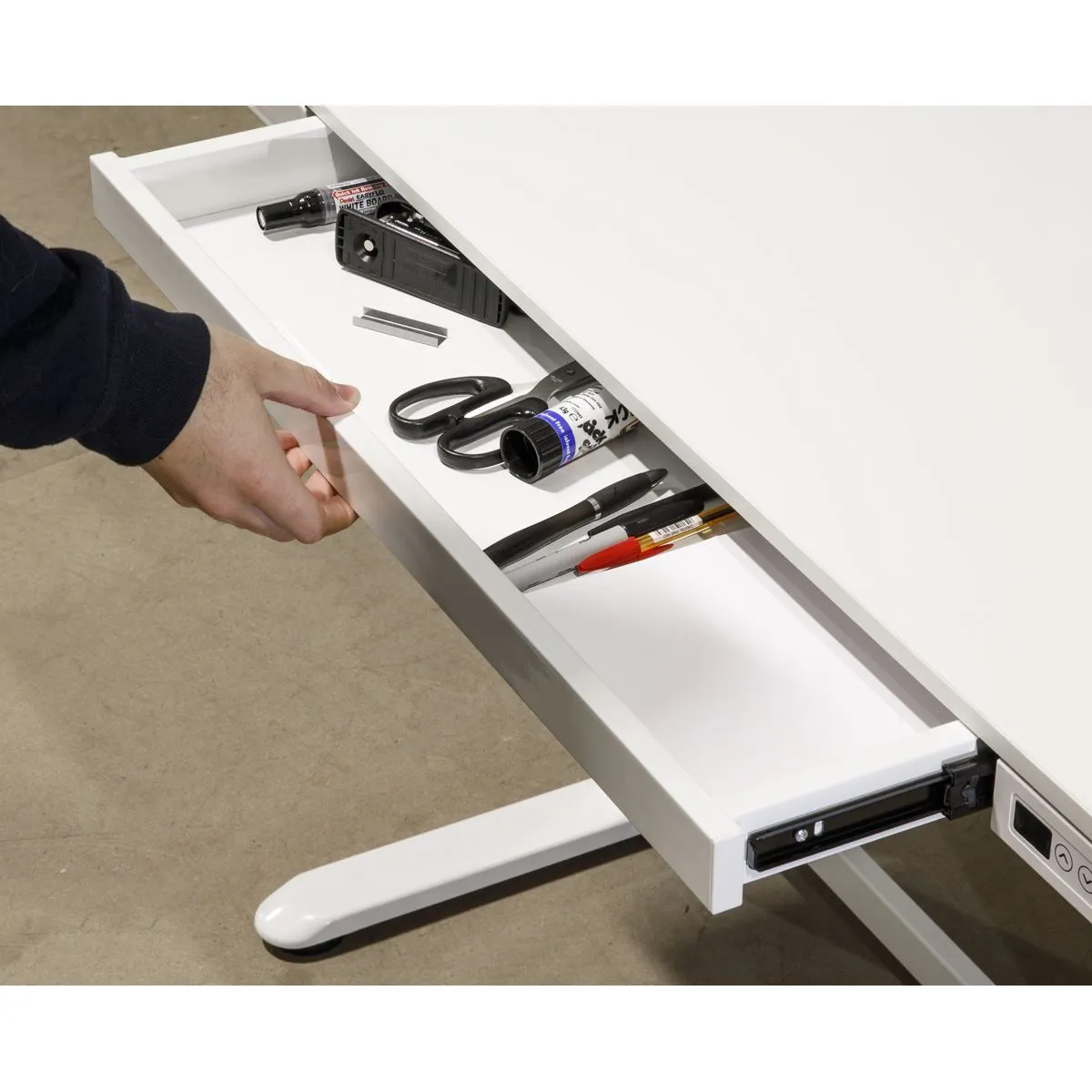 Dellonda White Electric Adjustable Standing Desk with USB & Drawer, 1200 x 600mm