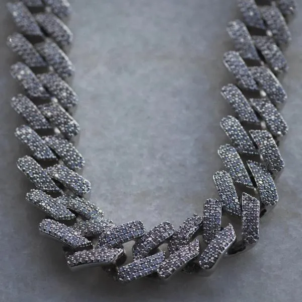 Diamond Straight Edge Cuban Link Chain (18mm) in White Gold