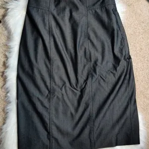 ✔️⚓️Elie Tahari Pencil Skirt