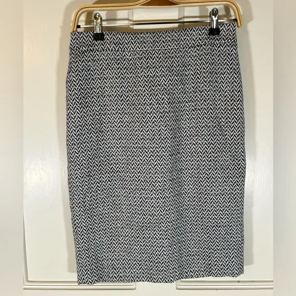 J. Crew Women’s Chevron Black Pink Gray Pencil Skirt Size 0 NWT