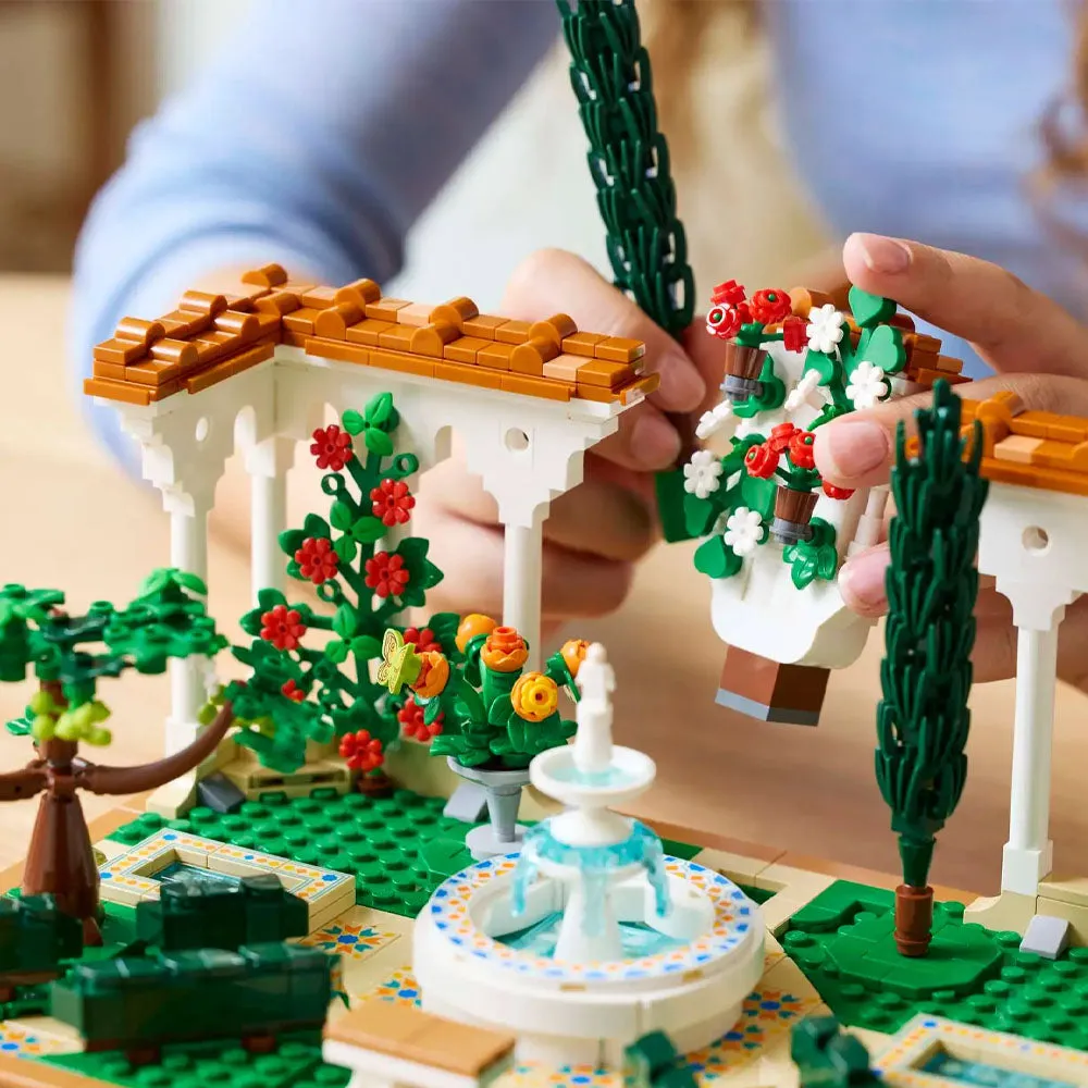LEGO Icons Fountain Garden - 10359