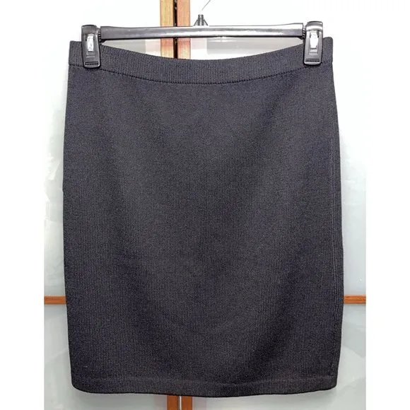 ST. JOHN BASICS COLLECTION $295 Black Wool Santana Knit Pencil Skirt Size 8