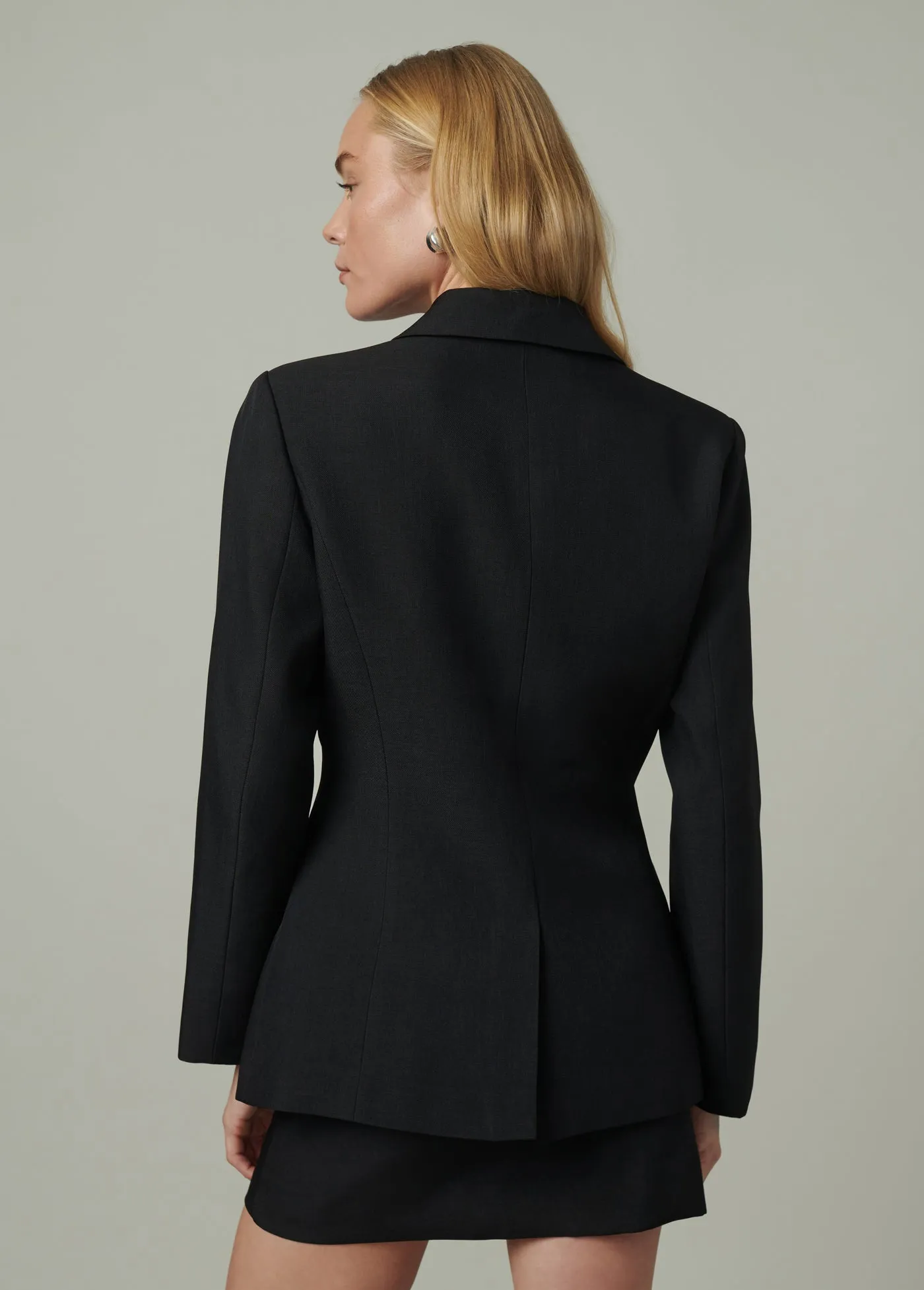 THE CHLOE CINCHED BLAZER