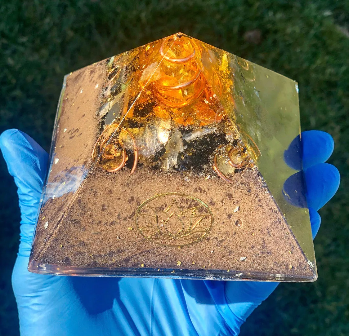 The “Family Pack” - 8-Sided Radionics Large Giza  (15 Hz), 6 Towerbusters, Smart Meter & Wi-Fi/Microwave Shields, 1 Amulet, 2 phone shields & 3 Freebies, 6 for repeat buyer ($243 in savings!)