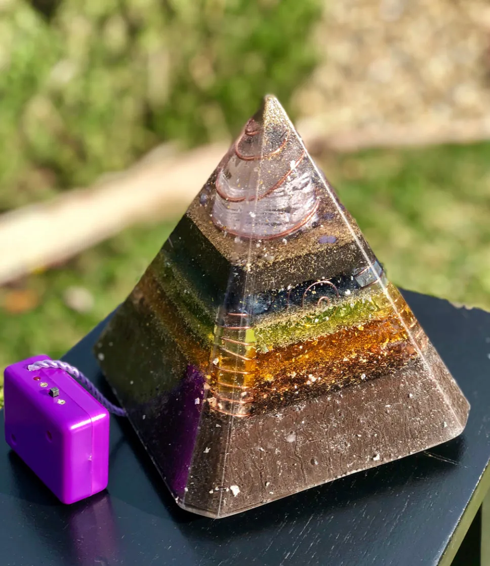 The "Nubian Chakra Equalizer" - 8 Sided, 15Hz or 30k Hz Radionics Orgone Pyramid   Tensor Ring