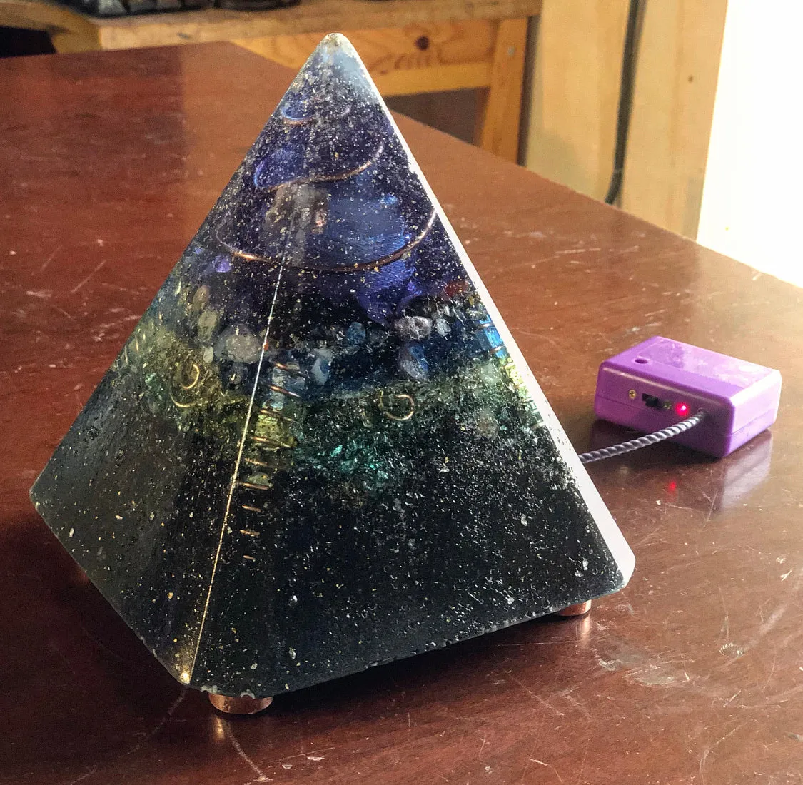 The "Nubian Chakra Equalizer" - 8 Sided, 15Hz or 30k Hz Radionics Orgone Pyramid   Tensor Ring