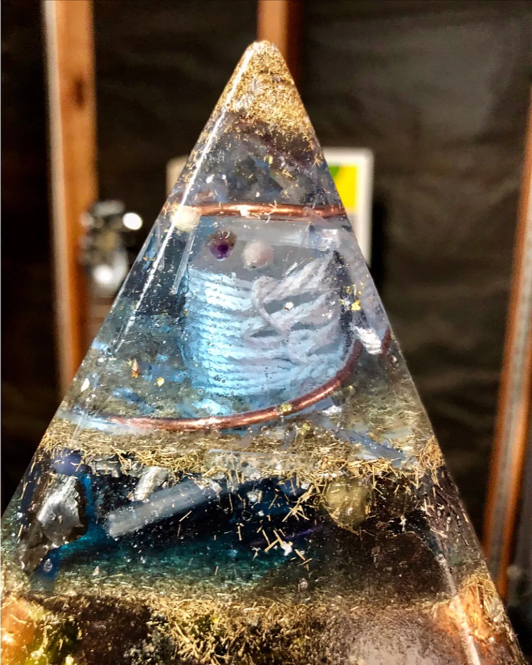 The "Nubian Chakra Equalizer" - 8 Sided, 15Hz or 30k Hz Radionics Orgone Pyramid   Tensor Ring