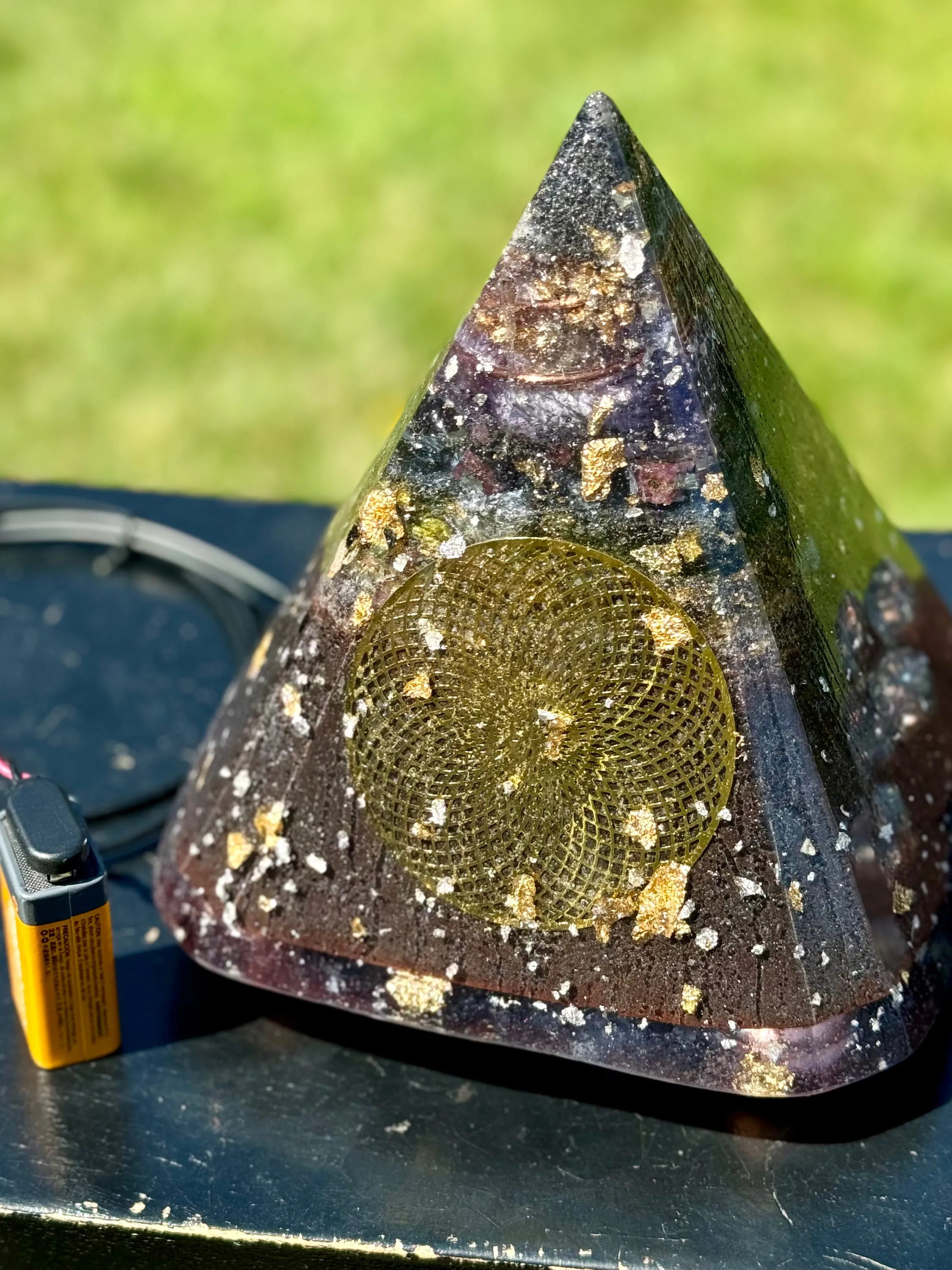 The "Nubian Chakra Equalizer" - 8 Sided, 15Hz or 30k Hz Radionics Orgone Pyramid   Tensor Ring