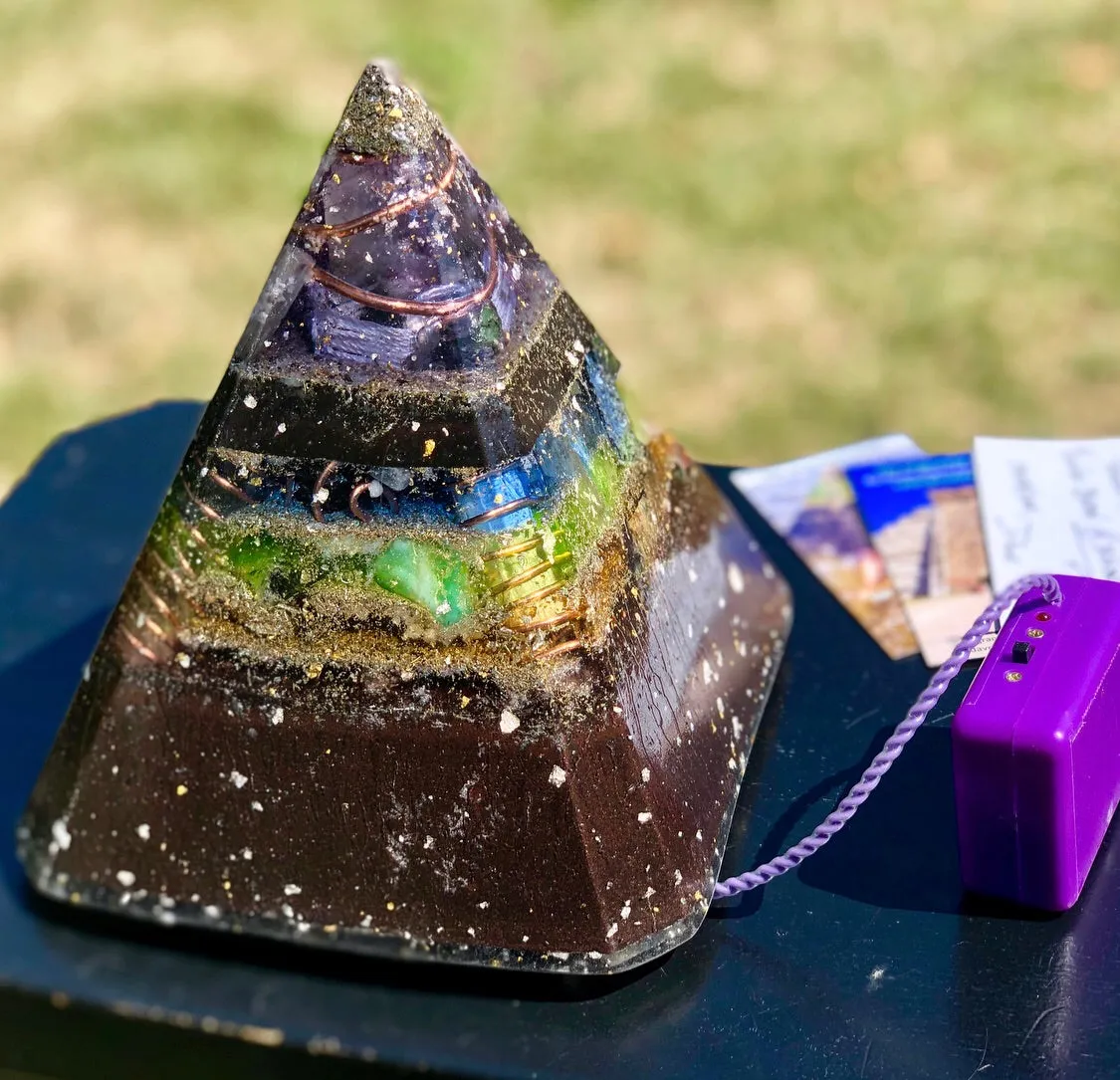 The "Nubian Chakra Equalizer" - 8 Sided, 15Hz or 30k Hz Radionics Orgone Pyramid   Tensor Ring