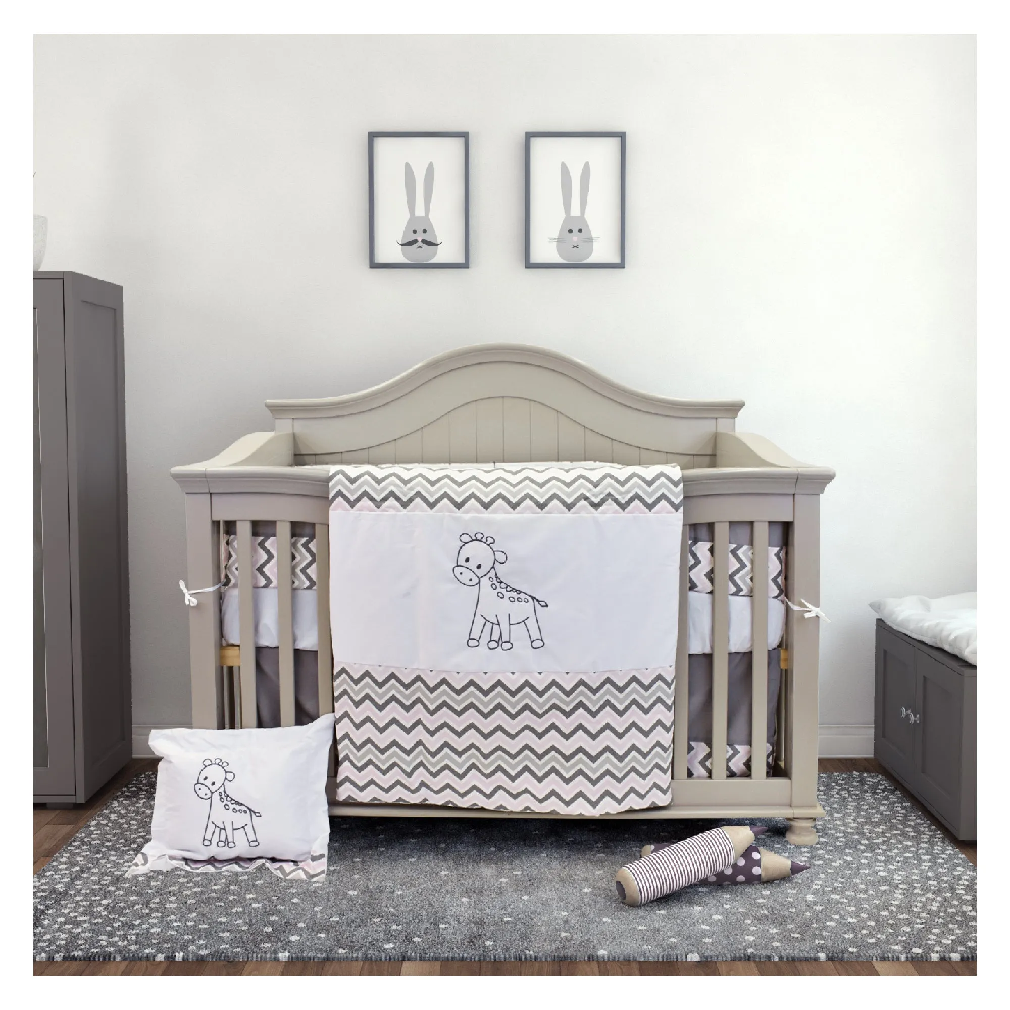 Transform your baby’s room with this 7-piece cozy bedding set