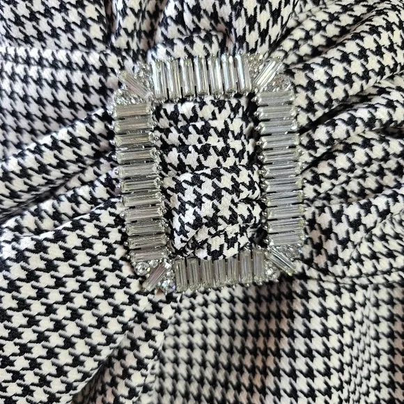 ZARA faux wrap blazer with bling buckle houndstooth print Small 041